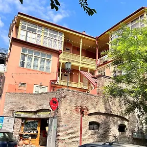  Апартаменты Old House